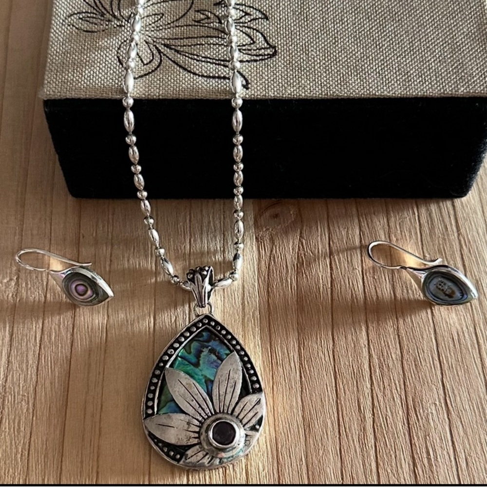 SET - Sterling Silver Abalone Amethyst Pendant Necklace Earrings Set - Picture 5 of 11